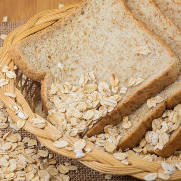 Cách làm bánh mì yến mạch nguyên cám giảm cân bổ dưỡng