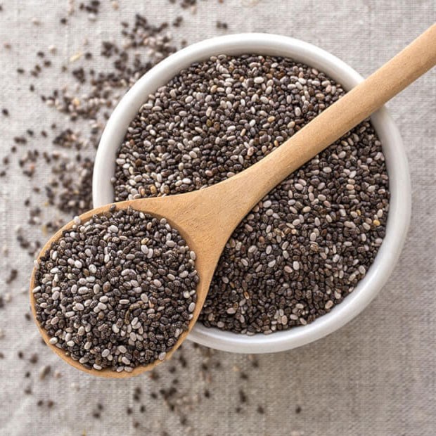 Bé mấy tháng ăn được hạt chia?