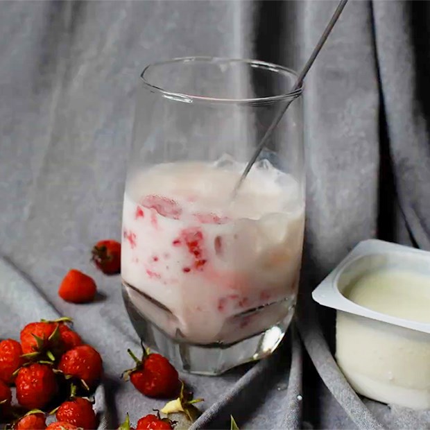 Cách làm yaourt phúc bồn tử thơm ngon, dinh dưỡng vô cùng đơn giản