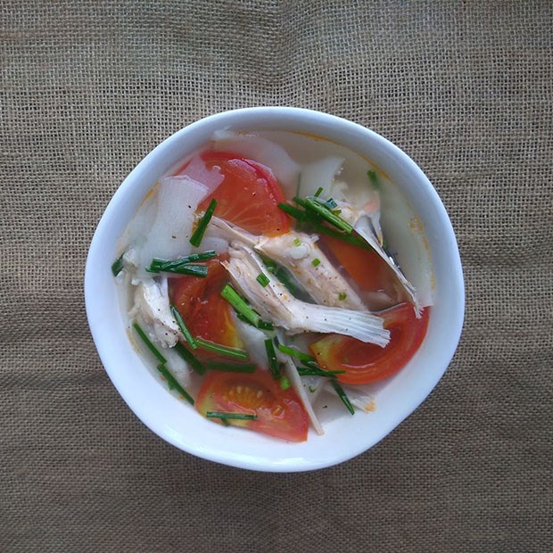 Cách nấu canh măng chua cá hồi thơm ngon hấp dẫn kích thích vị giác