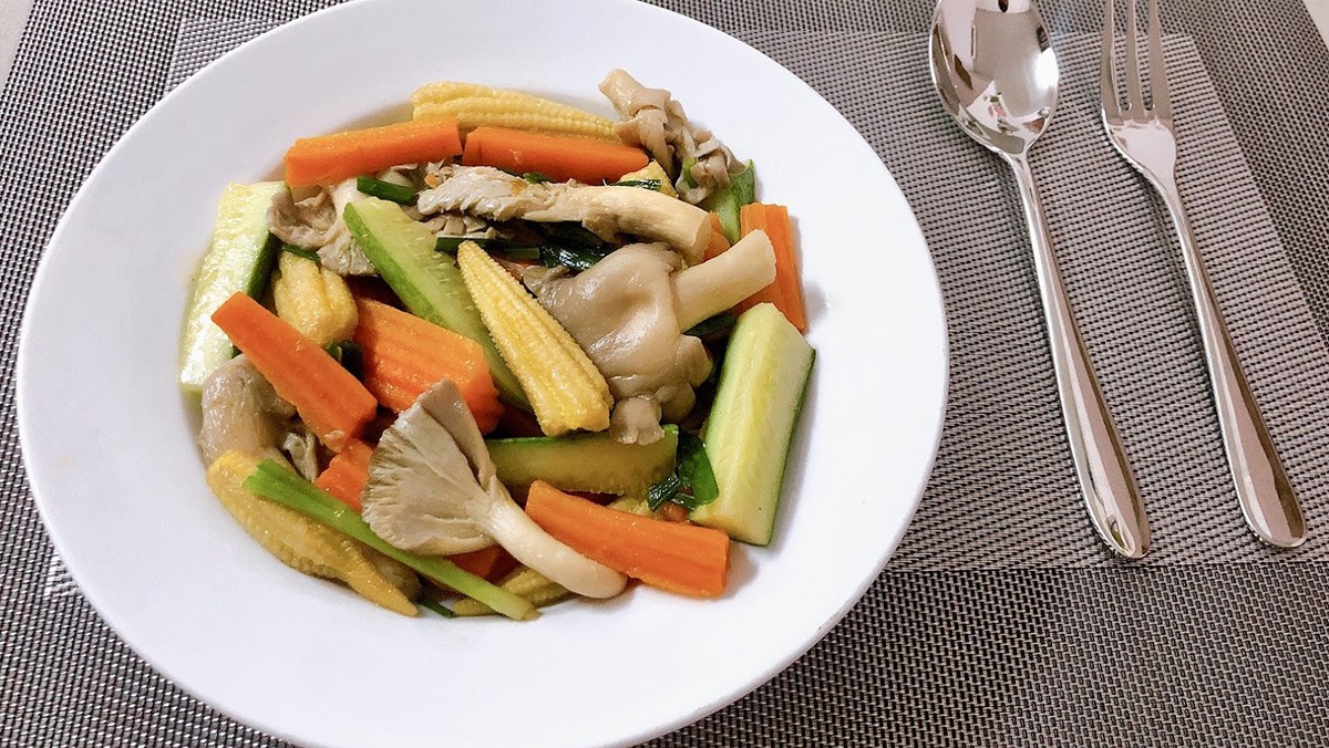 Cà rốt nấm xào chay