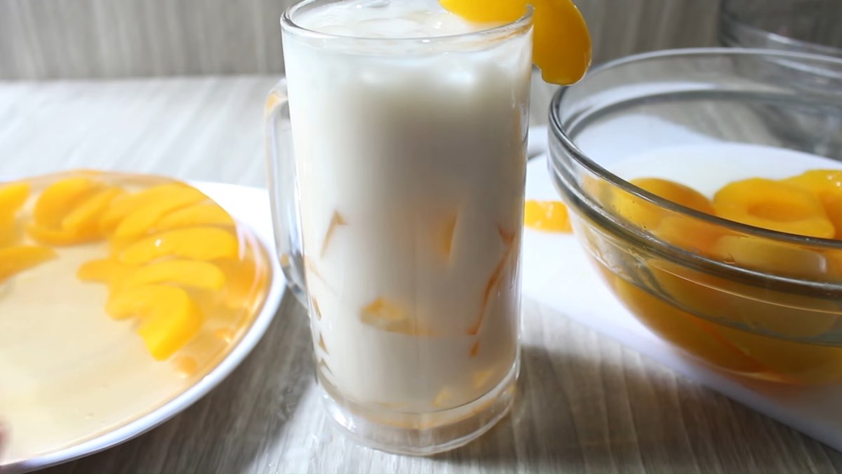 Trà thạch đào sữa