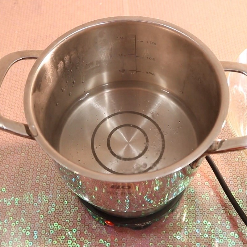 Bước 4 Đánh lòng trắng trứng Milo bọt biển