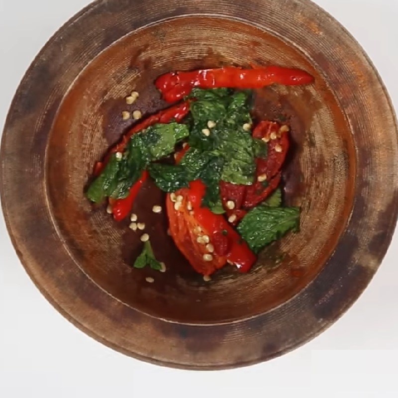 Bước 1 Làm sốt trộn Mì trộn chua cay tôm khô