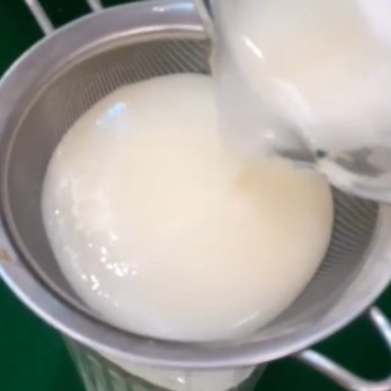 Bước 3 Lọc lấy nước cốt Nước ép khoai tây