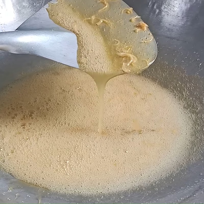 Bước 3 Nấu nước đàng gừng và trộn bún Bánh cốm gạo kể từ bún giòn