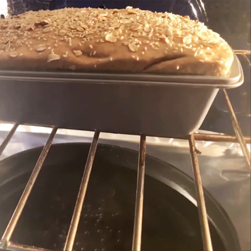 Bước 5 Nướng bánh mì yến mạch Bánh mì yến mạch nguyên cám