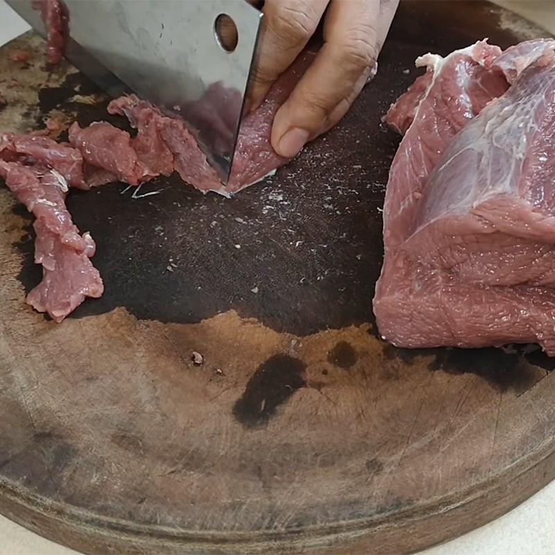 Bước 1 Sơ chế thịt trâu và rau răm Thịt trâu xào rau răm
