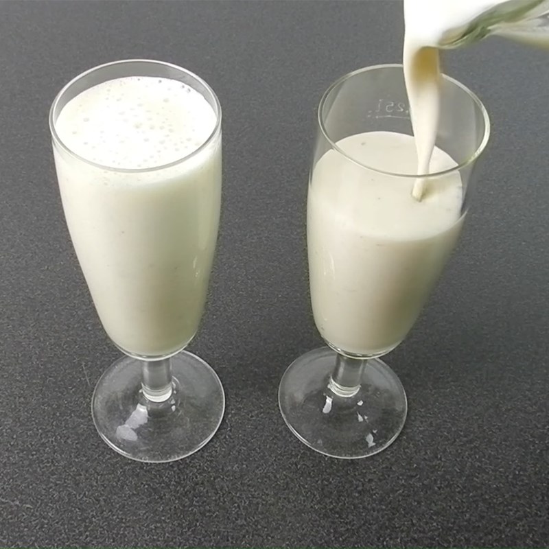 Bước 3 Thành phẩm Lassi chuối