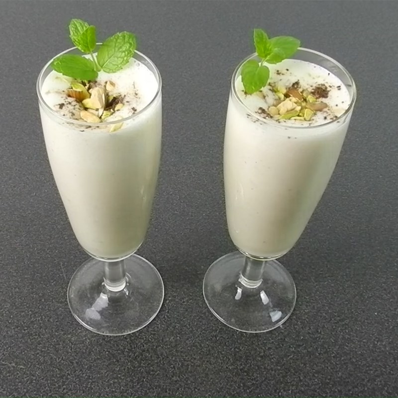 Bước 3 Thành phẩm Lassi chuối