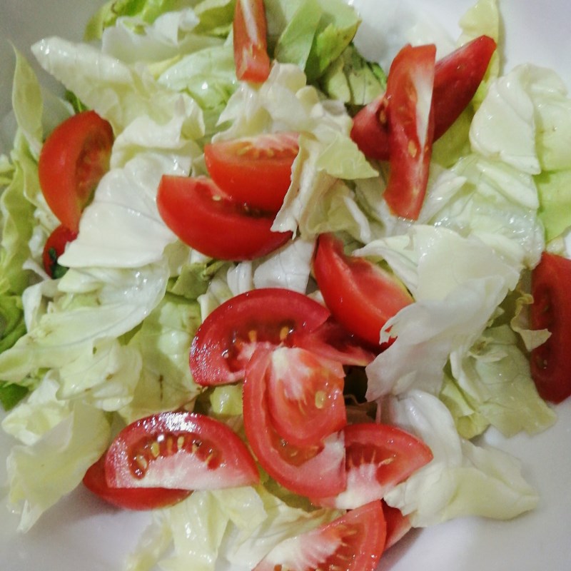 Bước 4 Trộn salad Salad rong nho với tôm tươi