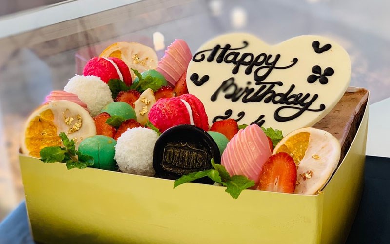 Bánh kem trên Dallas Cakes và Coffee mượt mà, cuốn hút