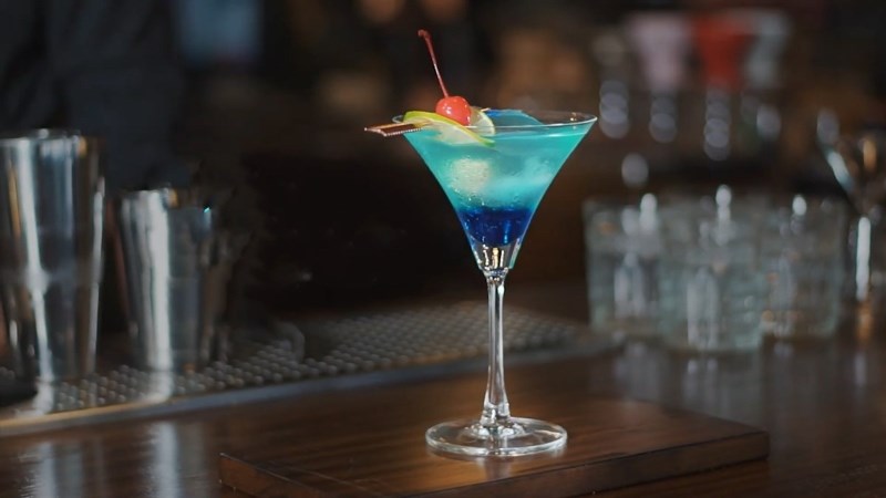 Cocktail blue lagoon 