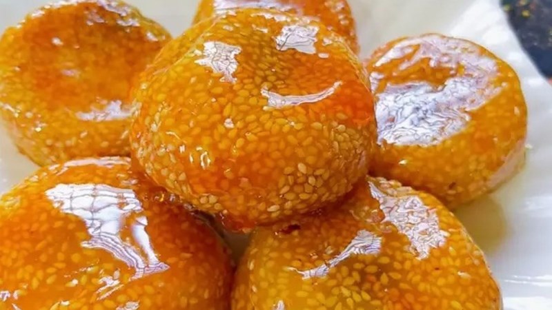 Bánh rán nh&acirc;n đ&acirc;̣u đen