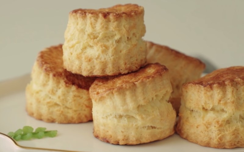B&aacute;nh scone bơ sữa