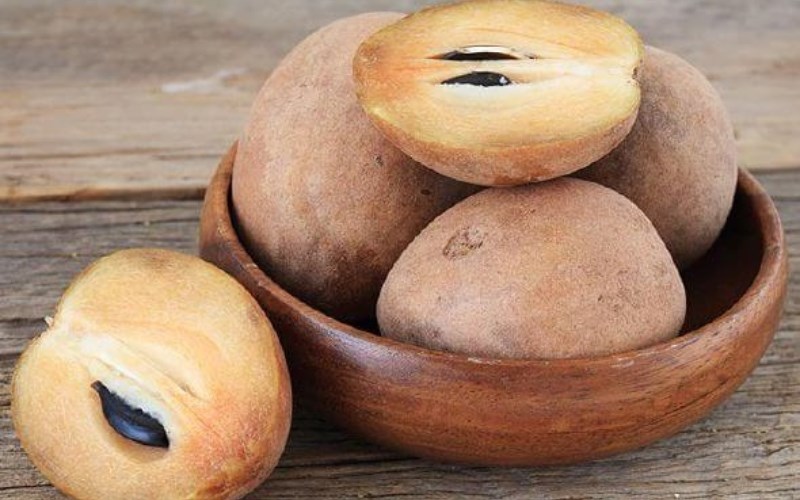 Hồng xi&ecirc;m ngon c&oacute; vị ngọt dịu, c&aacute;t mịn.