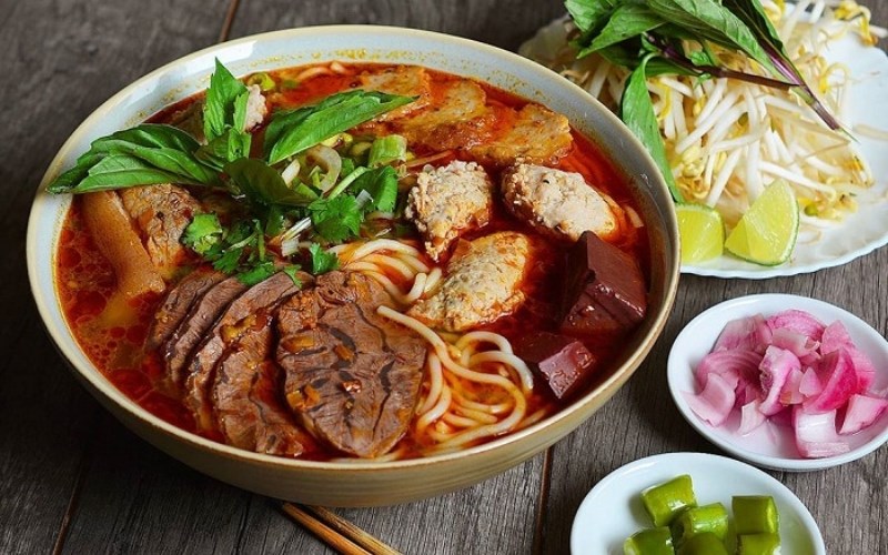 Bún bò cay Bạc Liêu