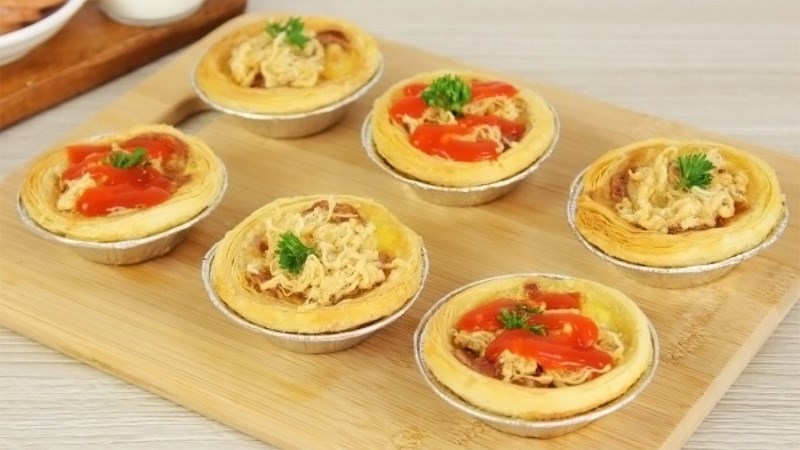 Bánh tart trứng phô mai chà bông