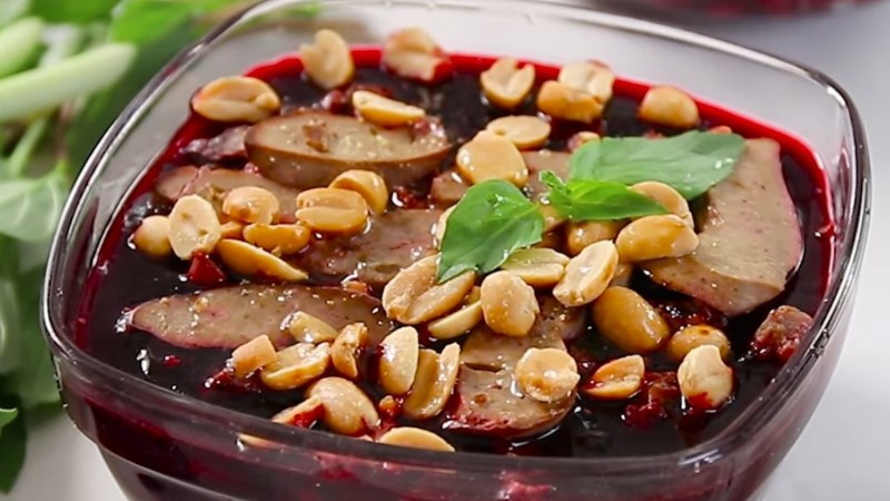 Tiết canh củ dền