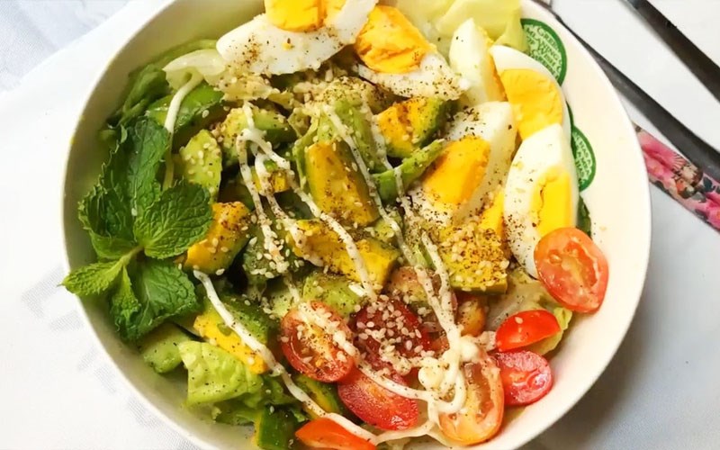 Salad bơ trứng