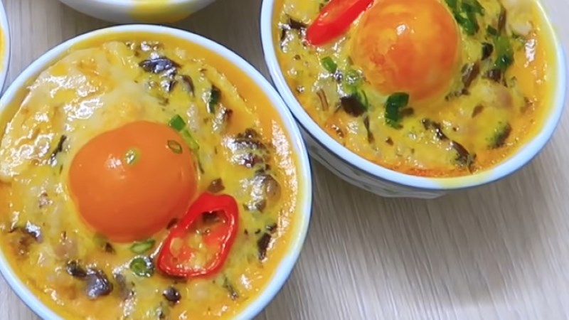 Thịt chưng trứng muối
