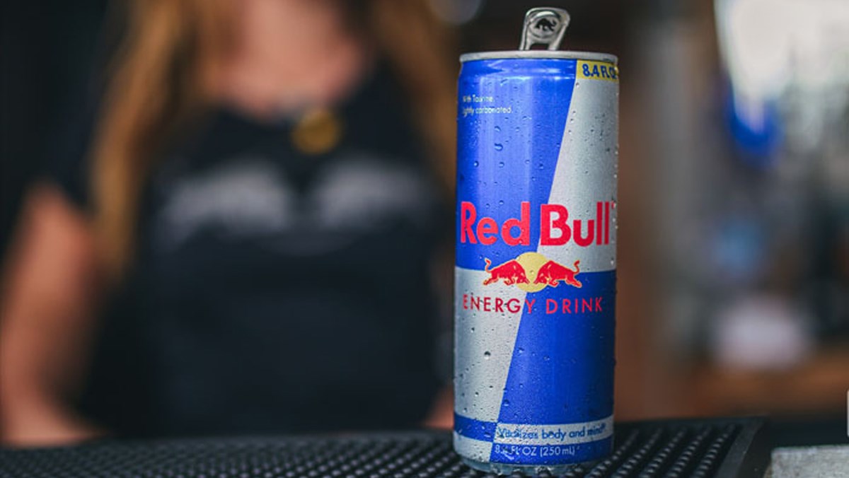 Red Bull có nguy hiểm gì đối với sức khỏe?
