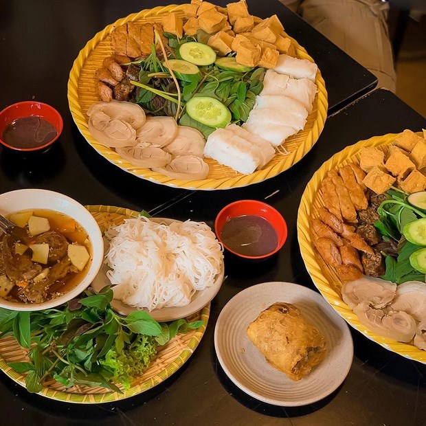 Top 15 quán bún đậu mắm tôm ngon ở Sài Gòn