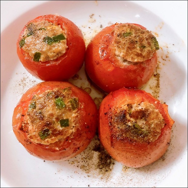Cách làm cà chua nhồi thịt chiên sốt cà dễ làm, lạ miệng ngon cơm