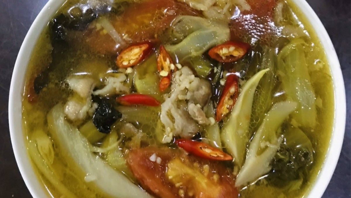 Canh dưa chua thịt bò