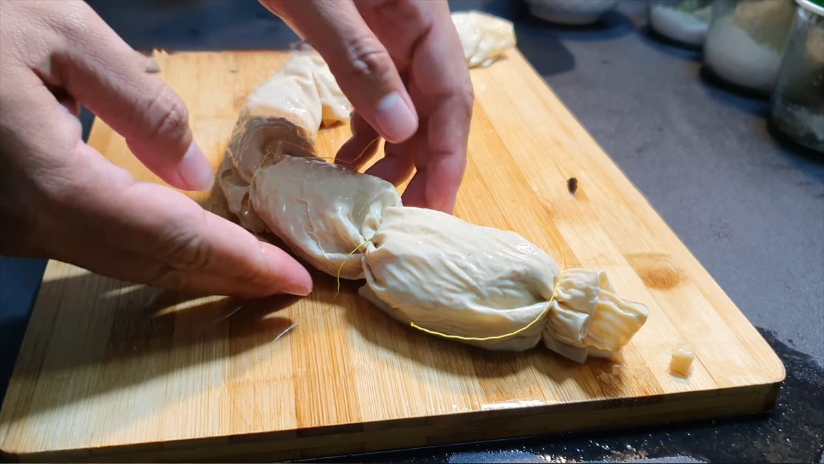 Lạp xưởng chay bằng tàu hủ ky