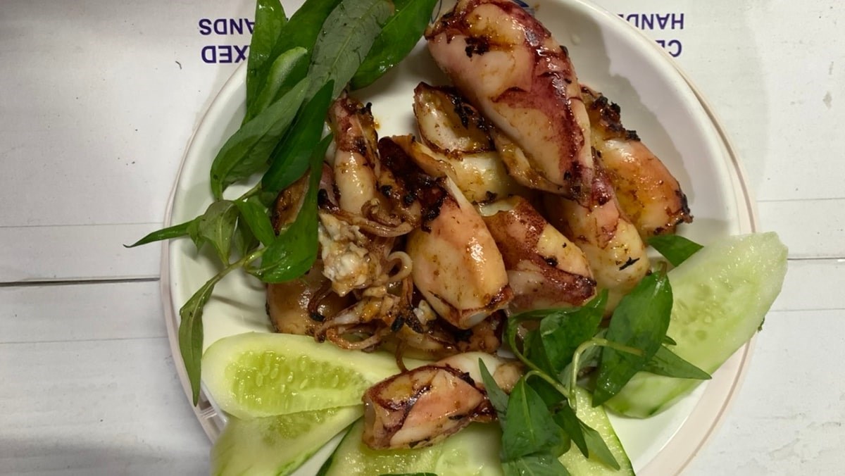 Mực nướng sa tế