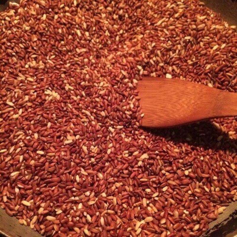 Bước 1 Chuẩn bị gạo lứt và hạt sen Sữa hạt sen gạo lứt