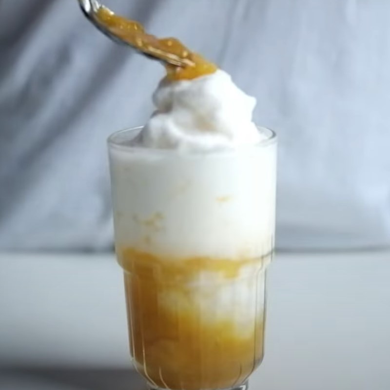 Bước 3 Hoàn thành Yaourt (sữa chua) đá xay vị xoài