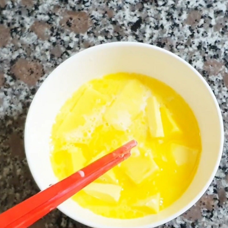 Bước 3 Khuấy tan chảy bơ Sữa chua có lớp váng dày