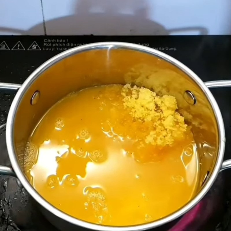 Bước 4 Nấu nước sốt chanh dây Sữa chua chanh dây (chanh leo) bịch