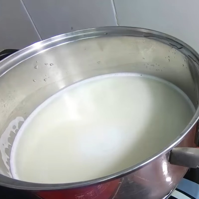 Bước 3 Nấu sữa Sữa hạt sen thuần túy