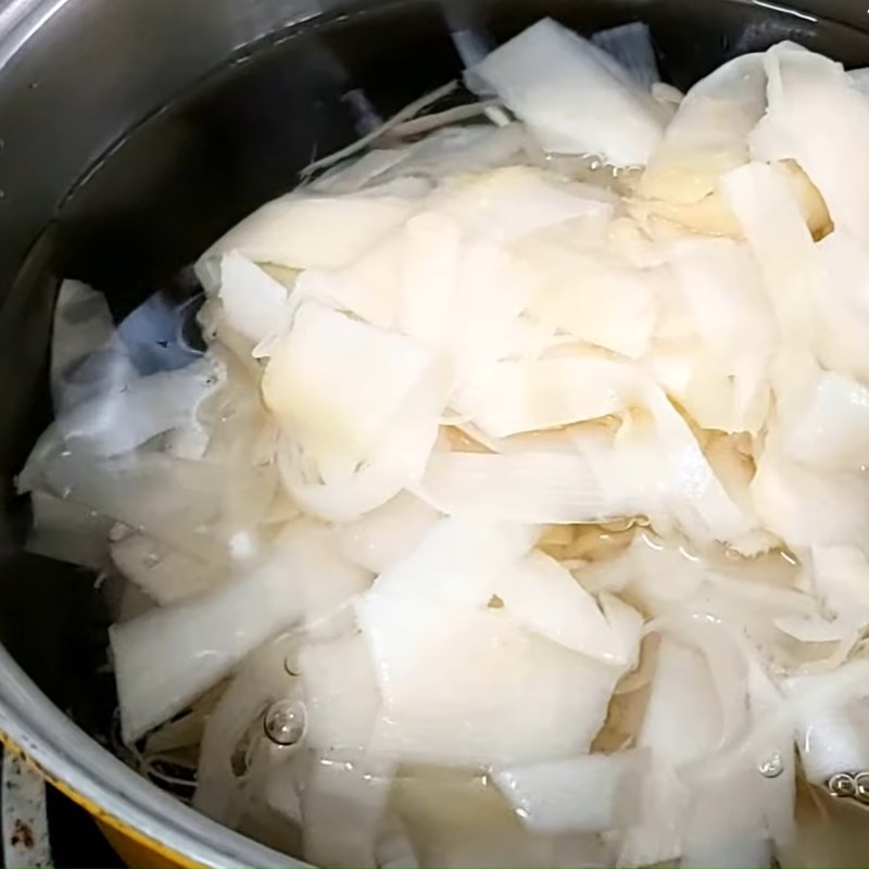 Bước 2 Sơ chế các nguyên liệu Cá bã trầu nấu canh chua