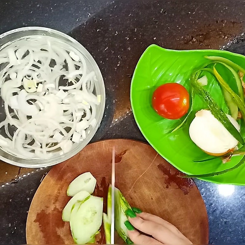 Bước 1 Sơ chế các nguyên liệu Xà lách (salad) trộn dầu giấm