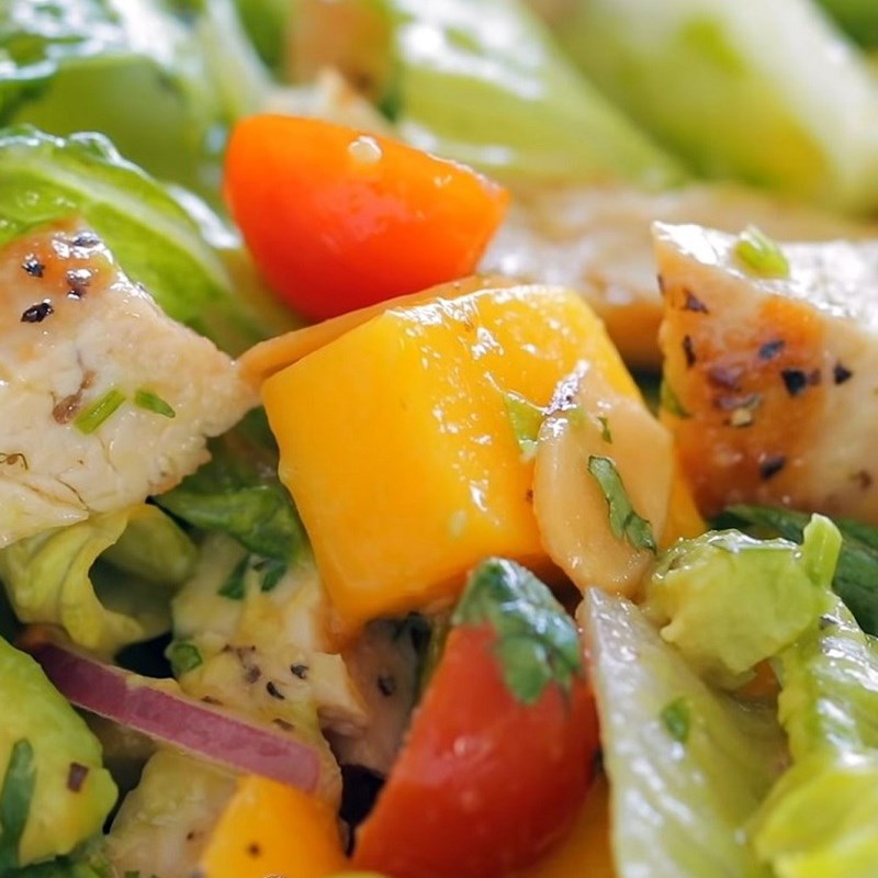 Cách Làm Salad Gà Áp Chảo Trộn Bơ Xoài Giàu Dinh Dưỡng, Tốt Cho Sức Khỏe