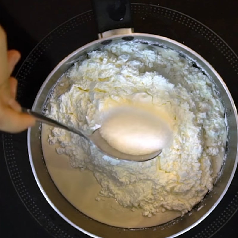 Bước 1 Trộn bột Bánh sữa dừa không có whipping cream
