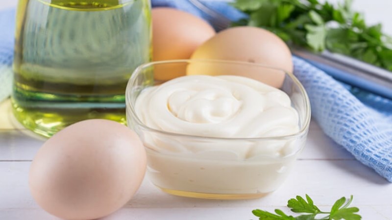 Sốt mayonnaise là gì, bao nhiêu tiền? Ăn sốt mayonnaise có béo không?