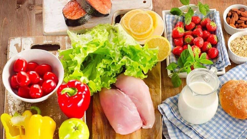 Mẹ bầu 3 tháng đầu cần ăn đa dạng thực phẩm