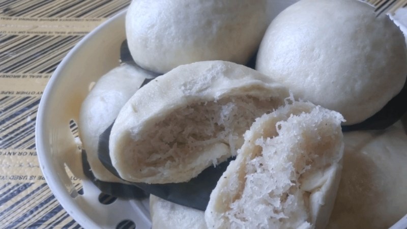 Bánh bao nhân dừa 