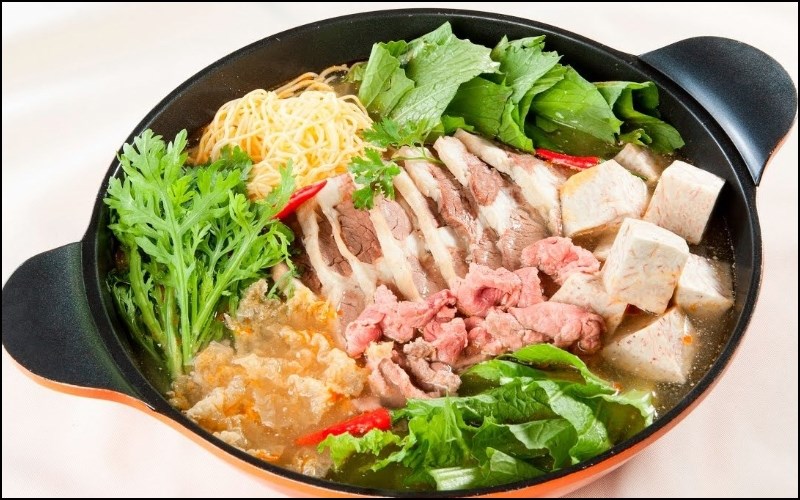 Lẩu bò khoai môn