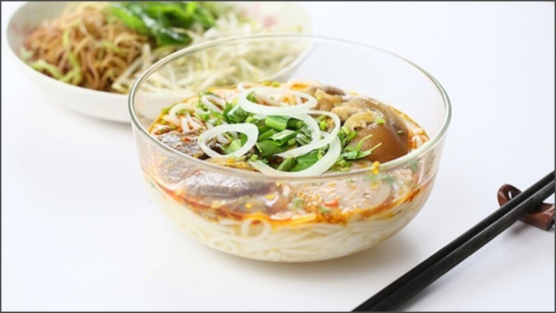 Bún bò Huế