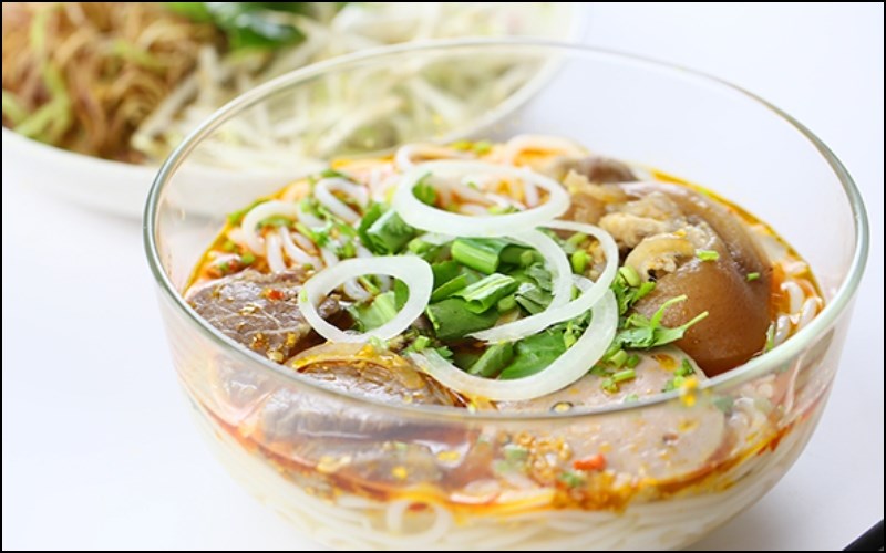 Nạm bò kho sả ớt