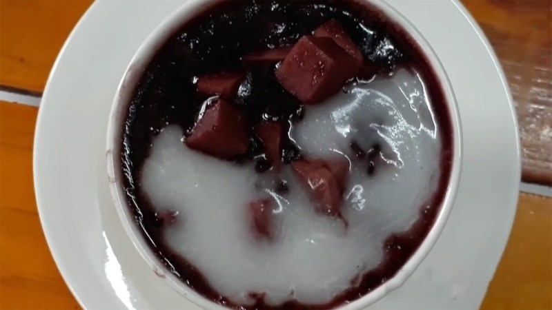 Ch&egrave; khoai m&ocirc;n nếp cẩm