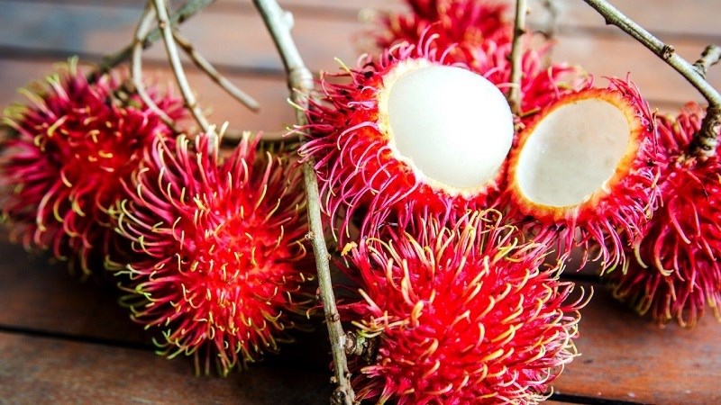 Hạn chế ăn chôm chôm vượt chín