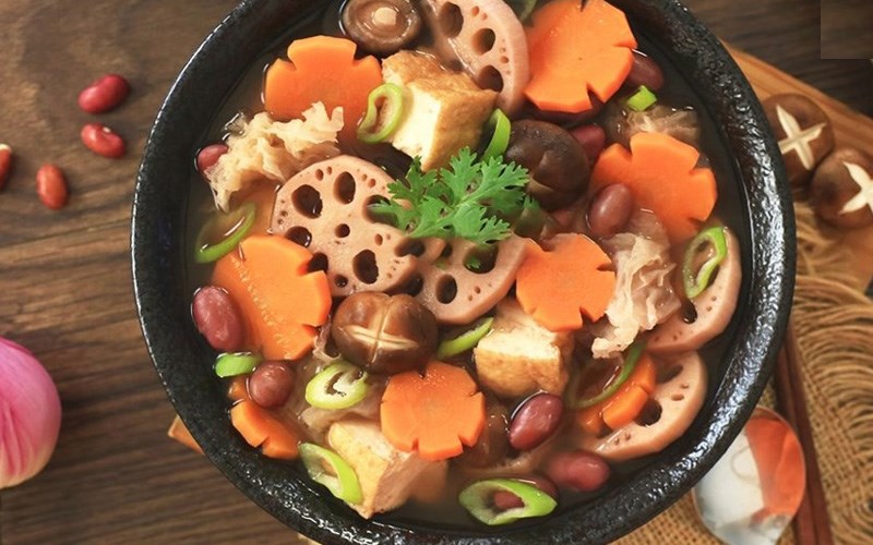  Canh củ sen đậu đỏ