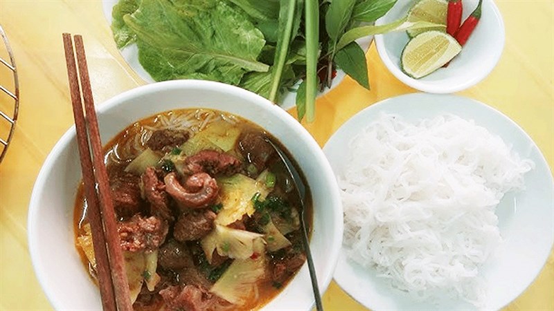 Cách nấu bún bò gân thơm ngon, đơn giản ăn là ghiền